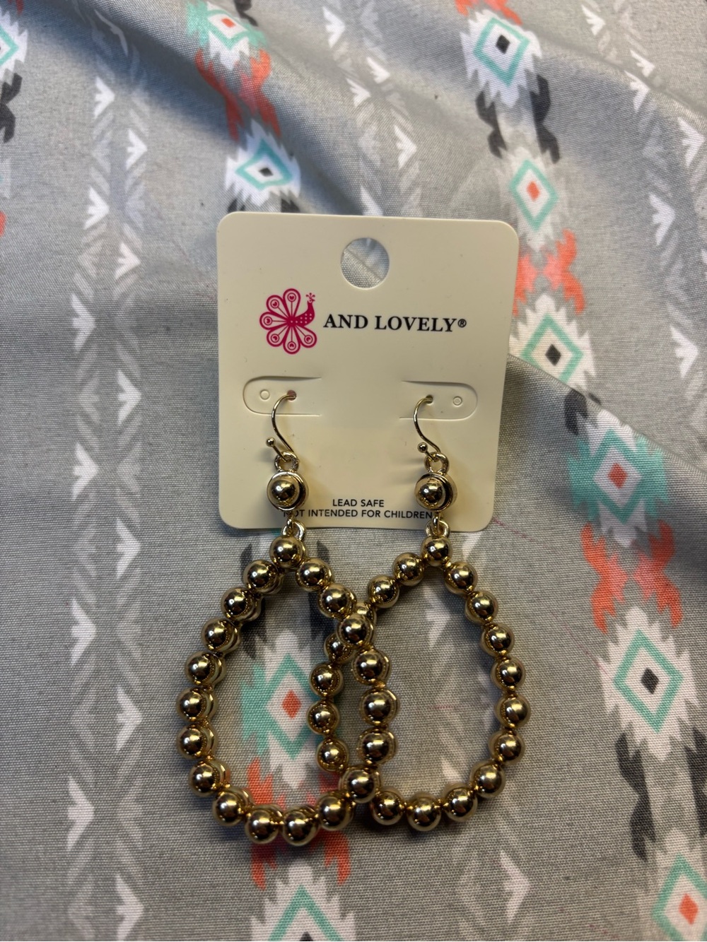🧿NWT And Lovely Gold Beaded Teardrop Earrings